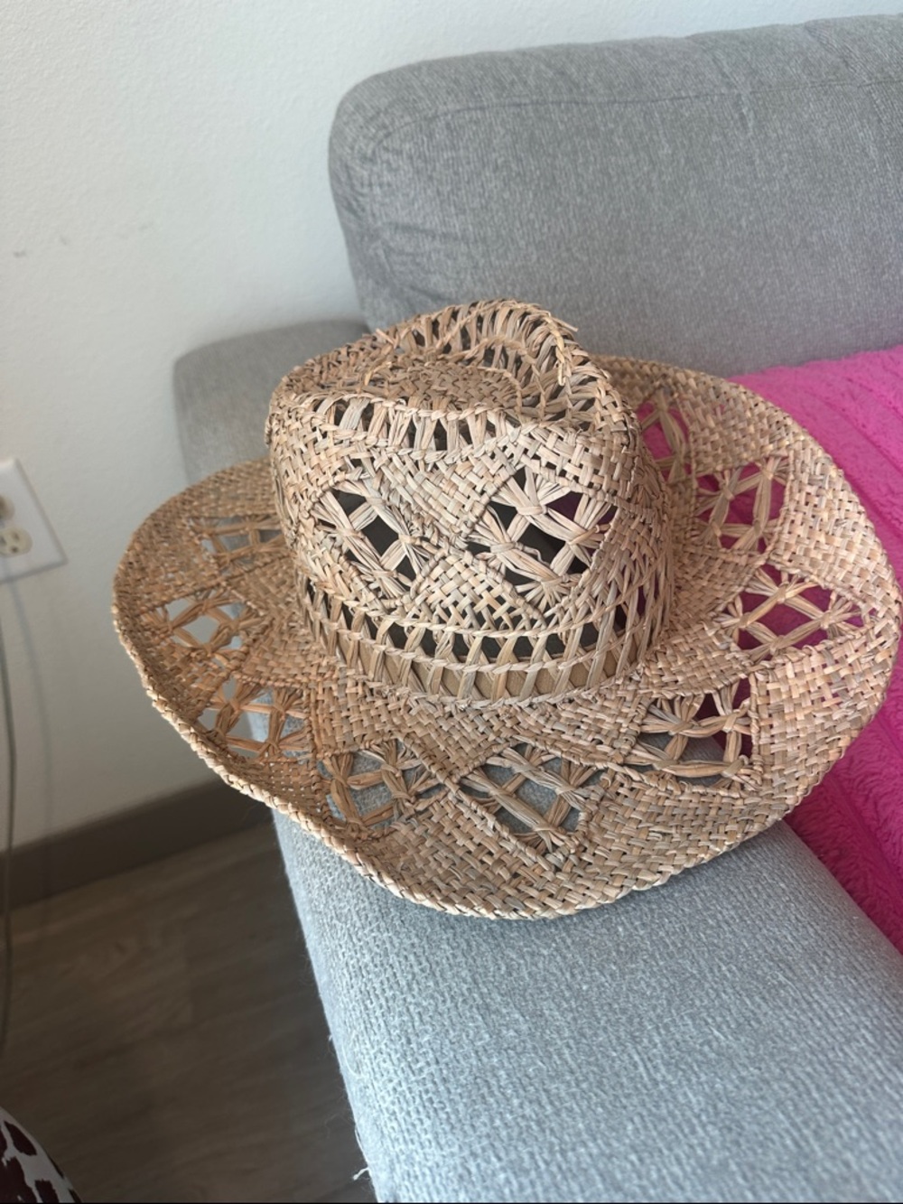 Woven paper hat - Picture 4 of 6
